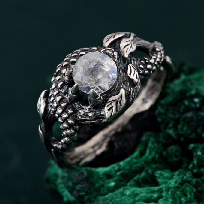 Scale of the Dragon Ring: Mythical Silver Armor Design