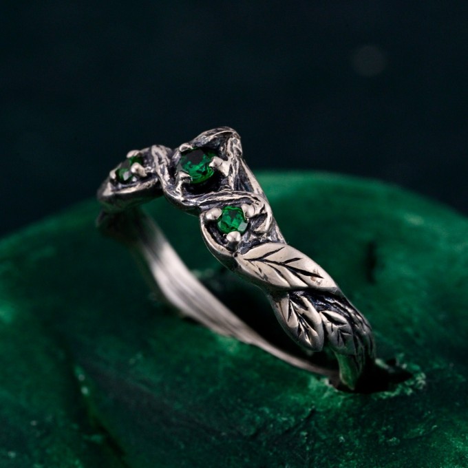 Twig & Leaf Floral Silver Ring – Fantasy Nature Motif Engagement Ring