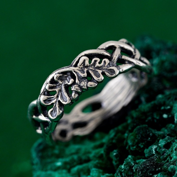 Silver Branches: Curves of Nature Ring for Forest Harmony