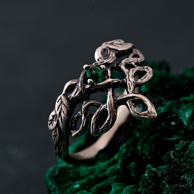 Unique Fairy Wedding Ring – Features a Beautiful Branch and Knot Design, Perfect as a Unique Wedding Band
