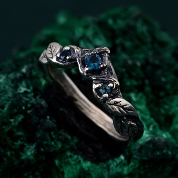 Whispers of Dusk: Gothic Leaf Sapphire Ring