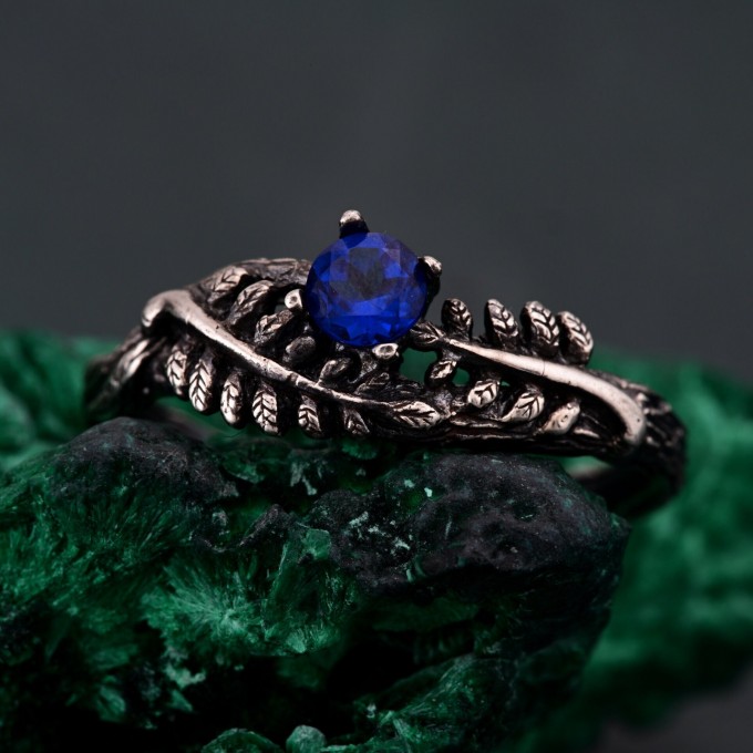 Sapphire Fern Branchlet Ring: Whispering Fern Design