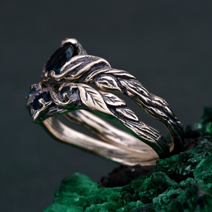Elven Silver Ring Set with London Blue Topaz – Nature-Inspired Bridal Set, Enchanted Forest Stackable Rings, Mystical Twig Leaf Design