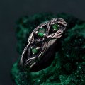 Green Emerald Leafy Band – Nature-Inspired Wedding Ring with Minimalist Bohemian DesignGreen Emerald Leafy Band – Nature-Inspired Wedding Ring with Minimalist Bohemian Design