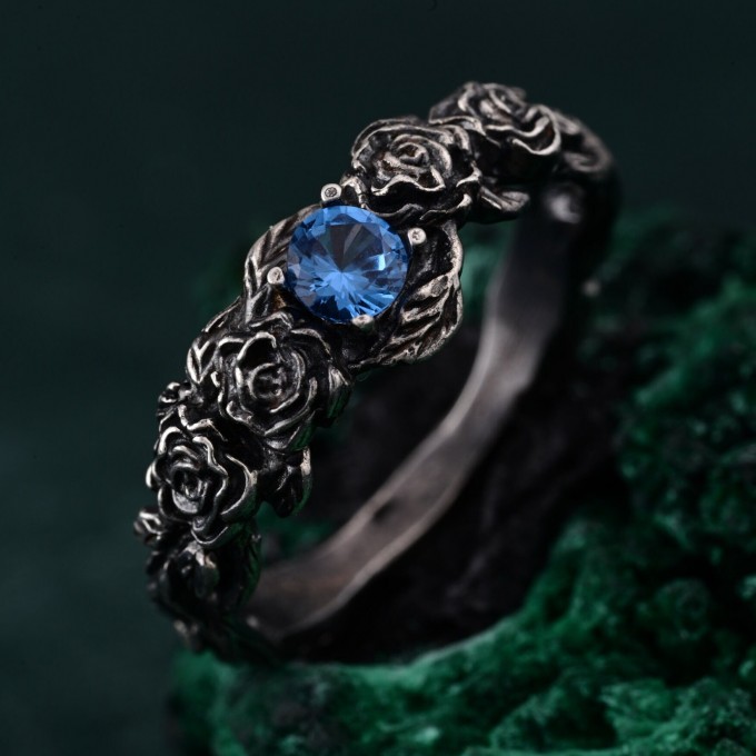 Blossom Silver Ring - Nature's Elegance with Floral Twig Accent
