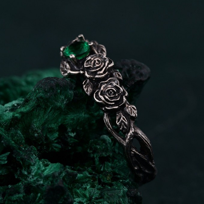 Emerald Blossom Silver Ring – Nature's Elegance with Floral Twig Accent, Dainty Branch Delight Ring Featuring Flower on Silver Twig